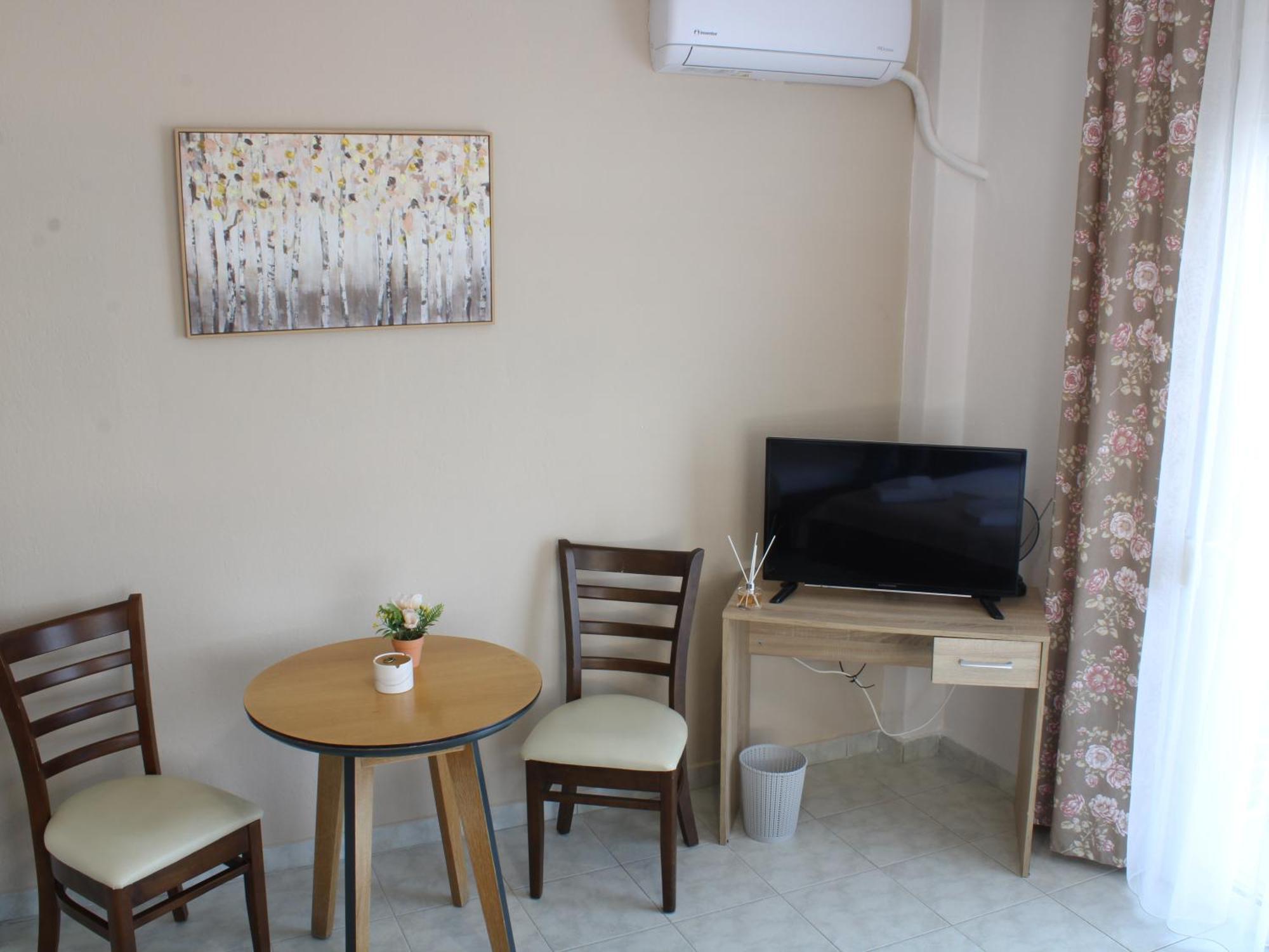 Sunshine Apartments By The Sea Skala Neon Epivaton Екстер'єр фото