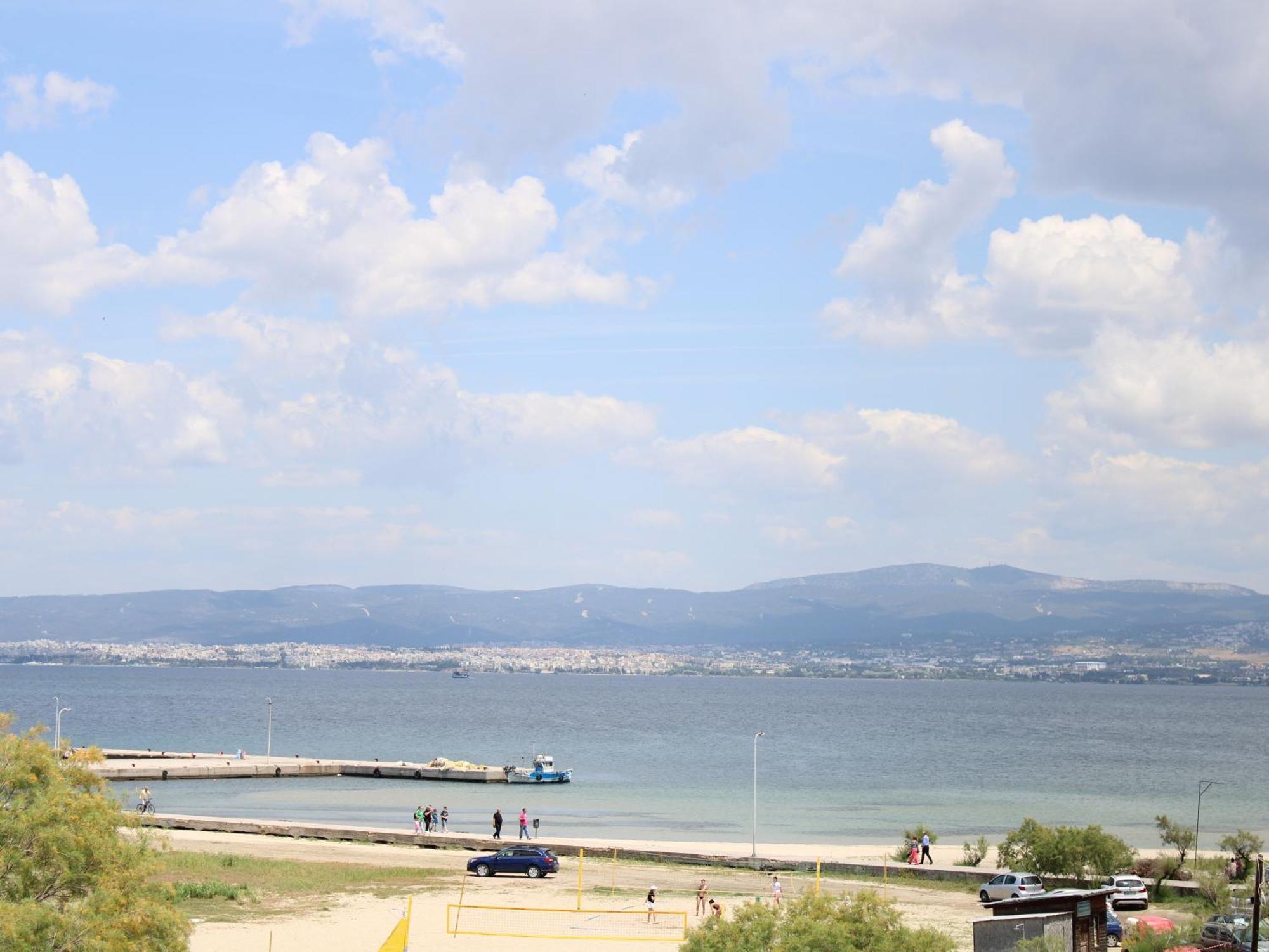 Sunshine Apartments By The Sea Skala Neon Epivaton Екстер'єр фото
